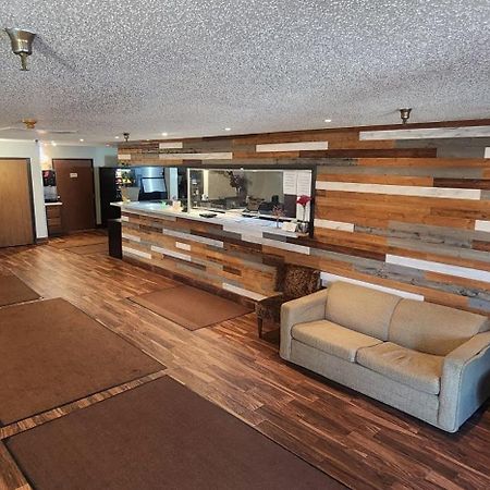 Rodeway Inn West Fargo Екстериор снимка