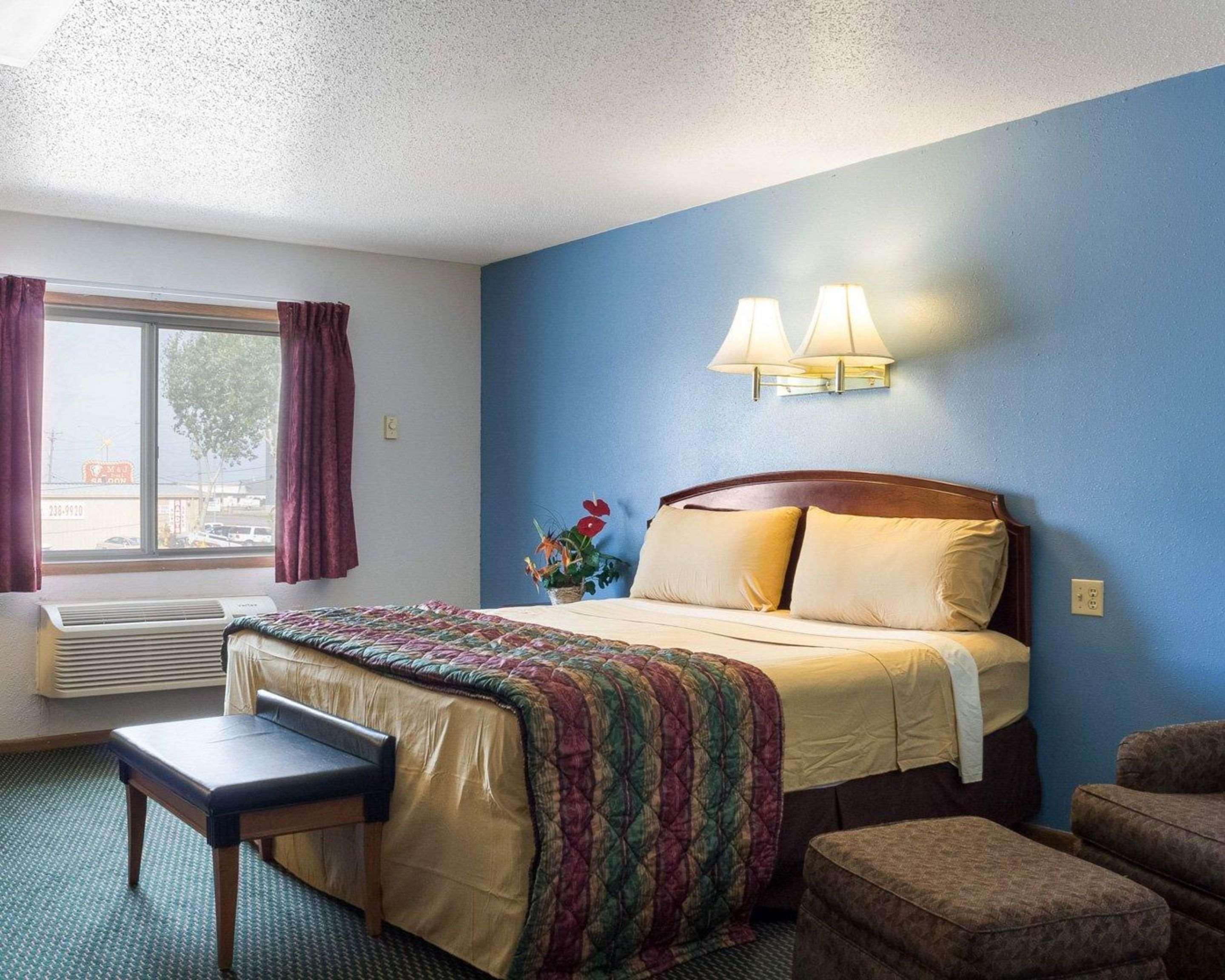Rodeway Inn West Fargo Екстериор снимка