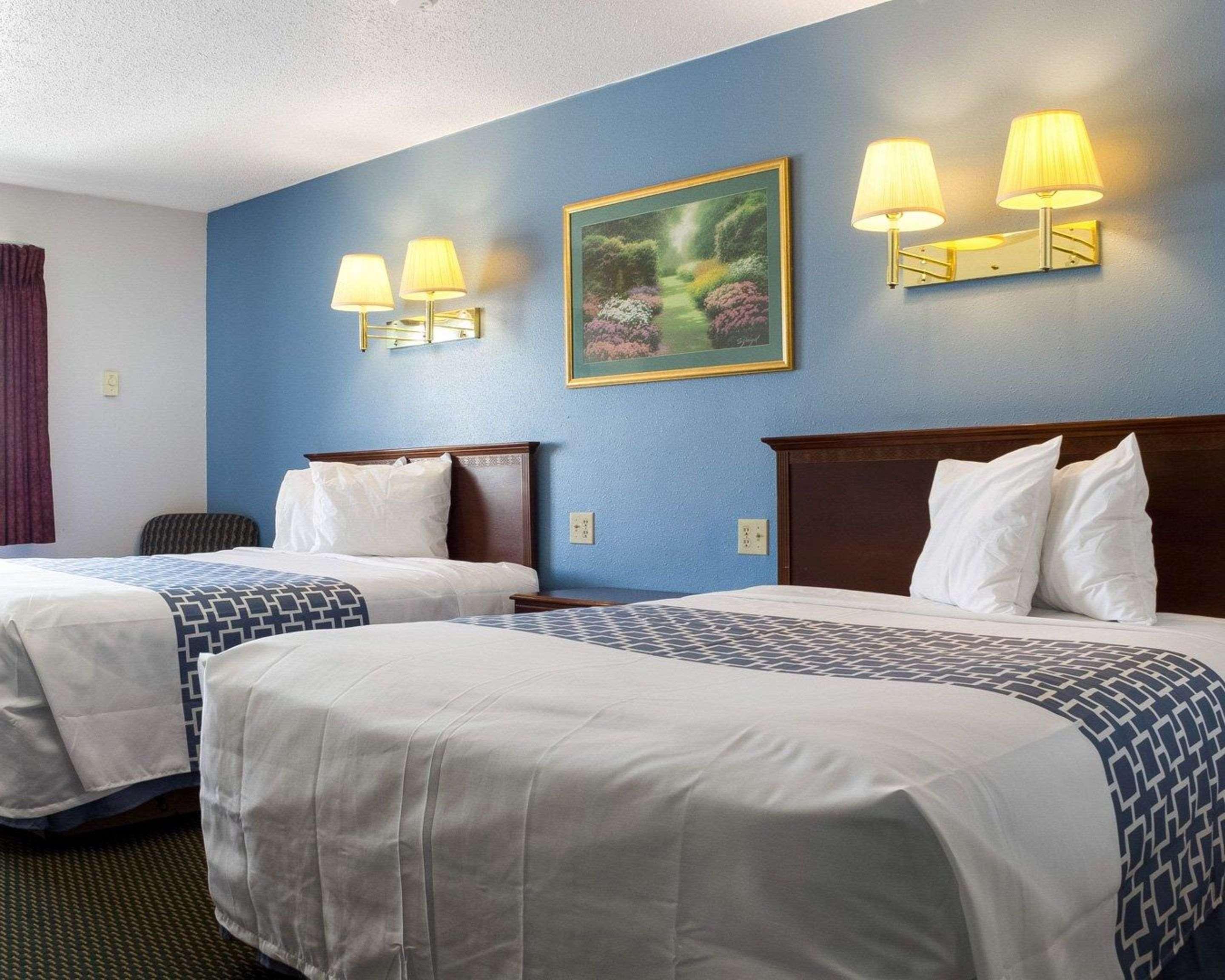 Rodeway Inn West Fargo Екстериор снимка