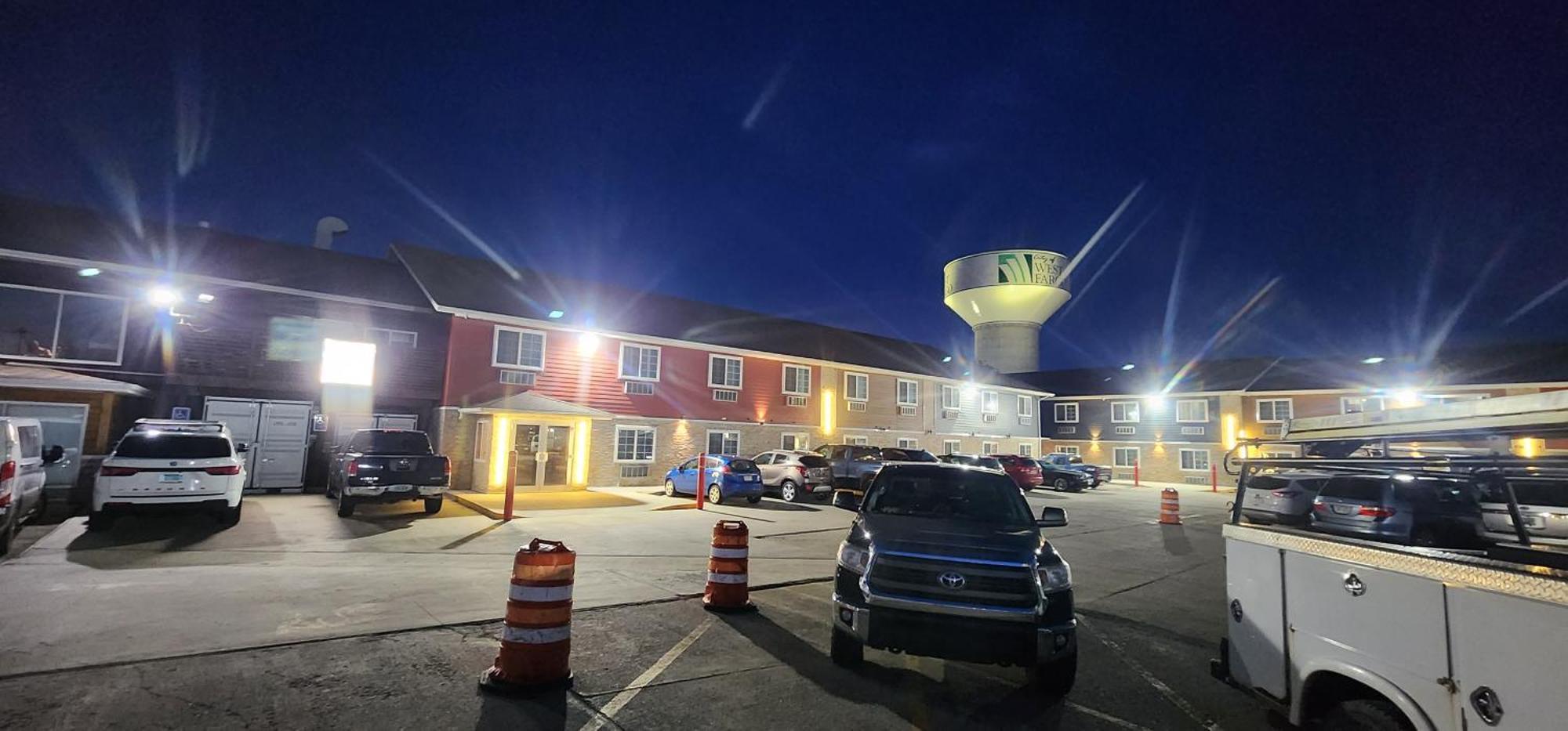 Rodeway Inn West Fargo Екстериор снимка