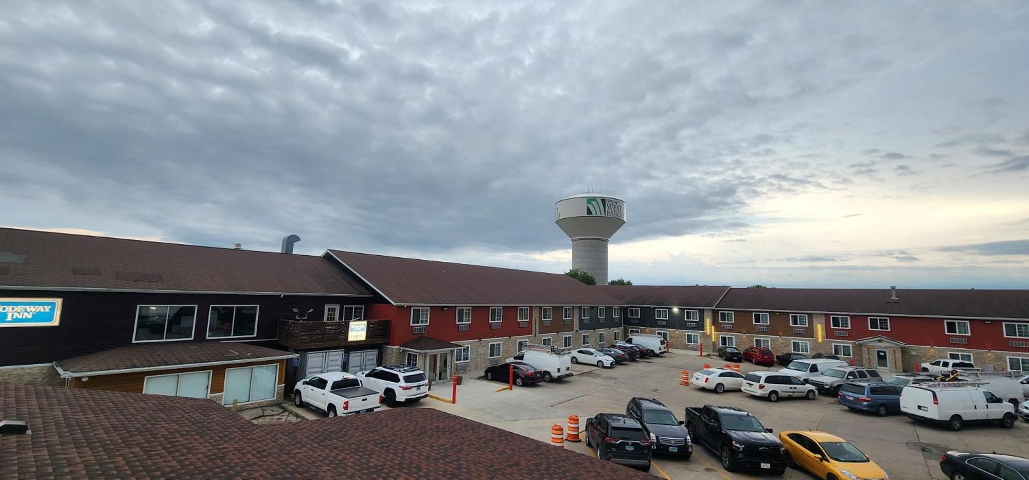 Rodeway Inn West Fargo Екстериор снимка