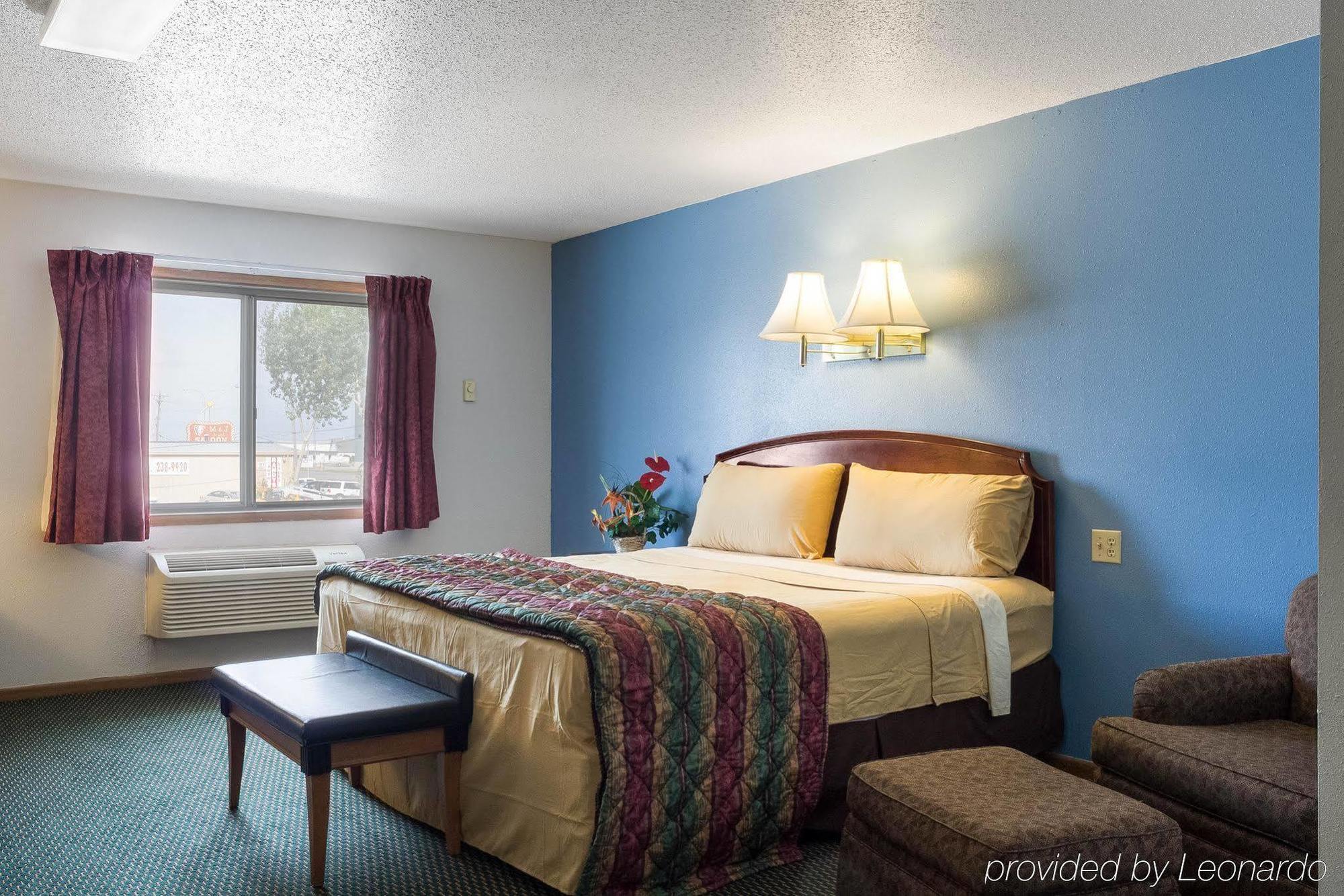 Rodeway Inn West Fargo Екстериор снимка