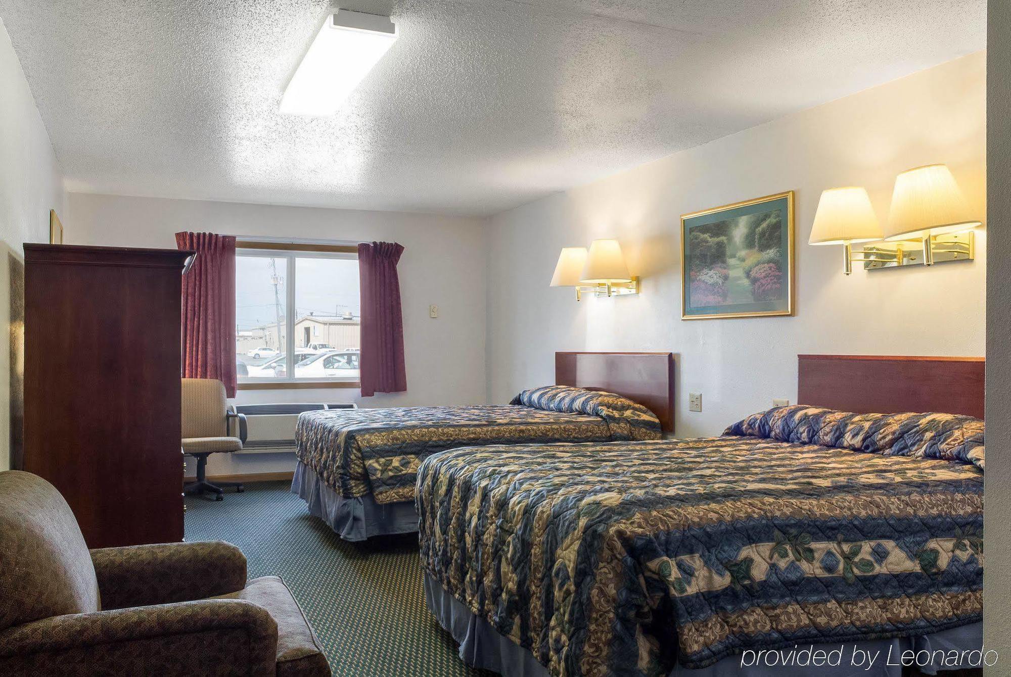 Rodeway Inn West Fargo Екстериор снимка