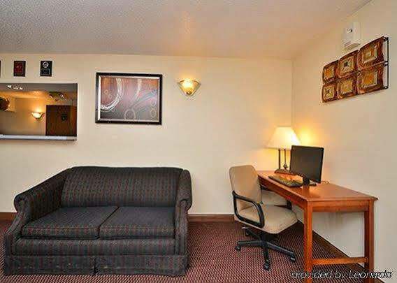 Rodeway Inn West Fargo Екстериор снимка